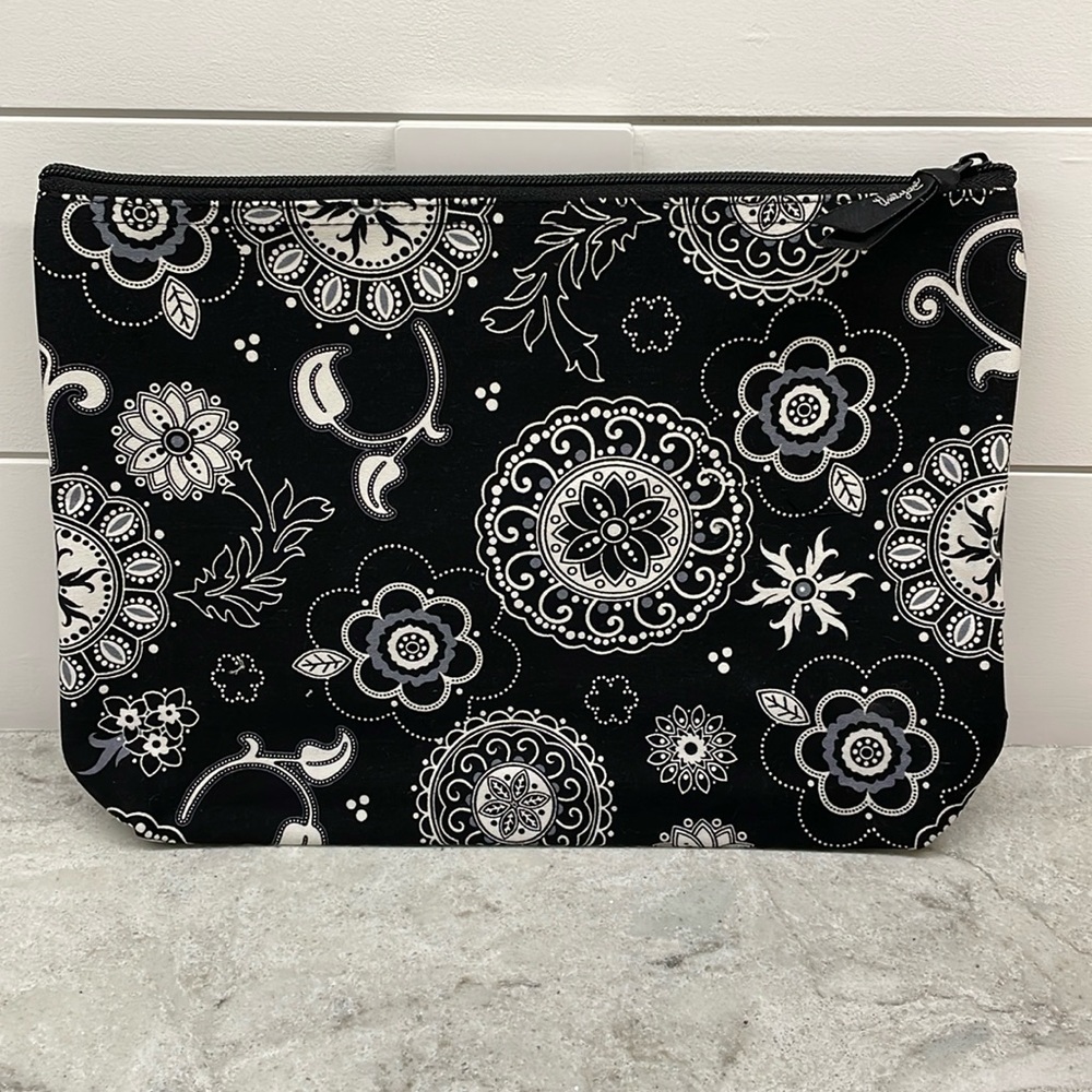 Thirty-one Zipper Pouch